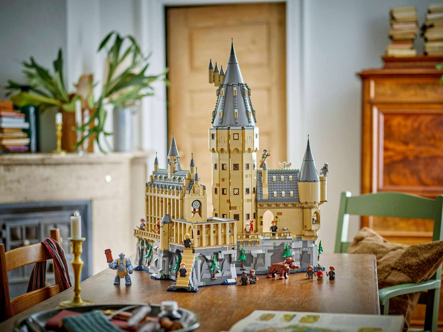 LEGO Harry Potter Kasteel Zweinstein: de Hoofdtoren (76454)